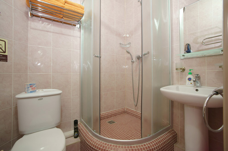 гостевые дома николаевки  - ванная комната