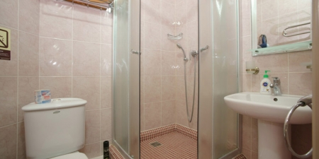 гостевые дома николаевки  - ванная комната